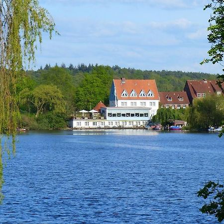 Restaurant Und Hotel Zum Weissen Ross Mölln Eksteriør billede