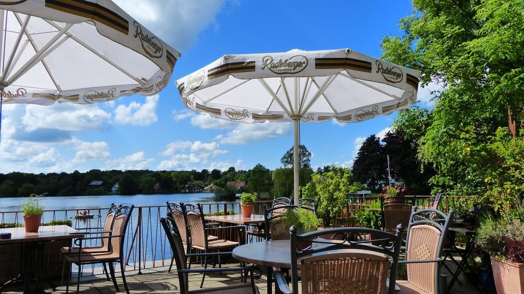 Restaurant Und Hotel Zum Weissen Ross Mölln Eksteriør billede