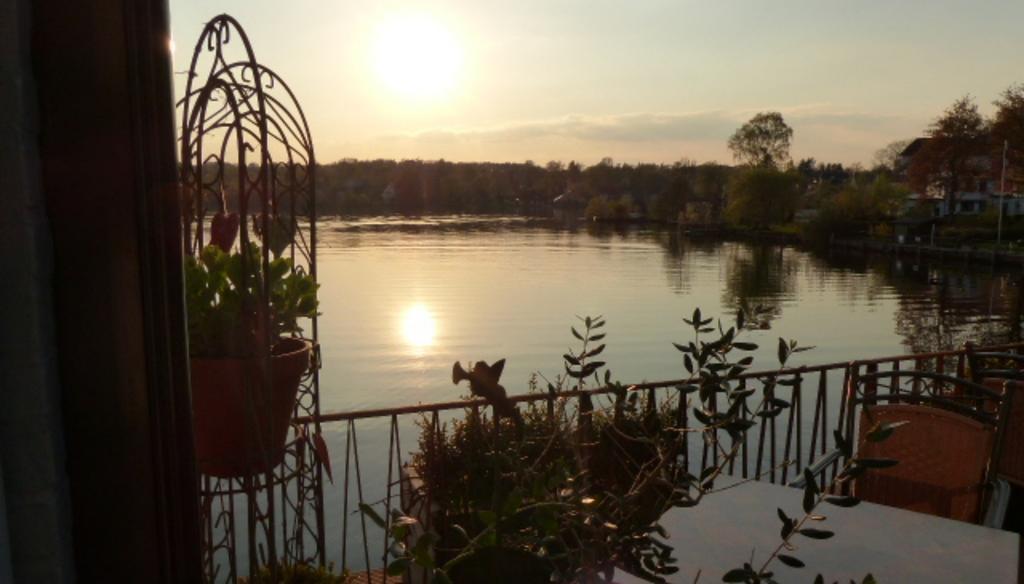 Restaurant Und Hotel Zum Weissen Ross Mölln Eksteriør billede