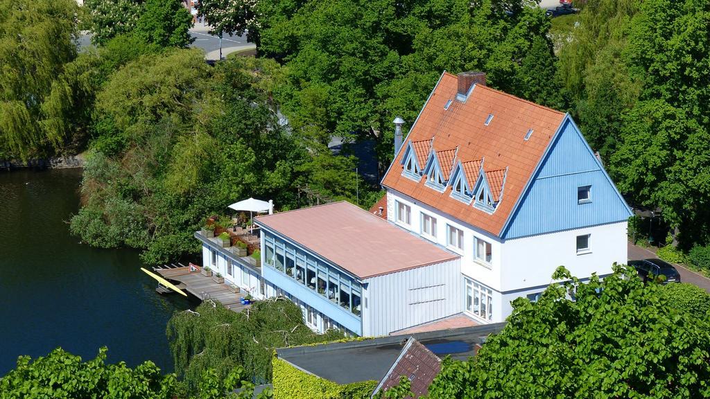 Restaurant Und Hotel Zum Weissen Ross Mölln Eksteriør billede